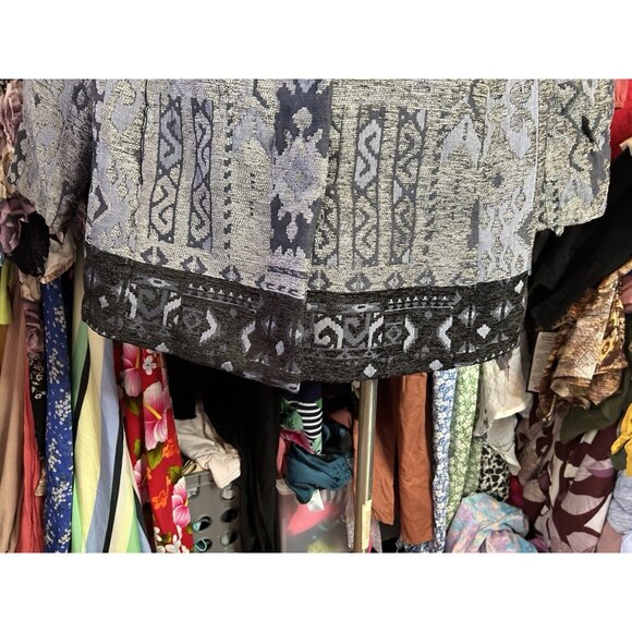 Susan Graver Artisan Jacket 26W Black Velvet Geometric Snap Button Art NWOT - Picture 2 of 12